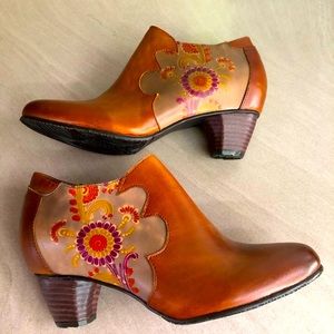 Socofy Premium Leather Hand Painted Floral Booties